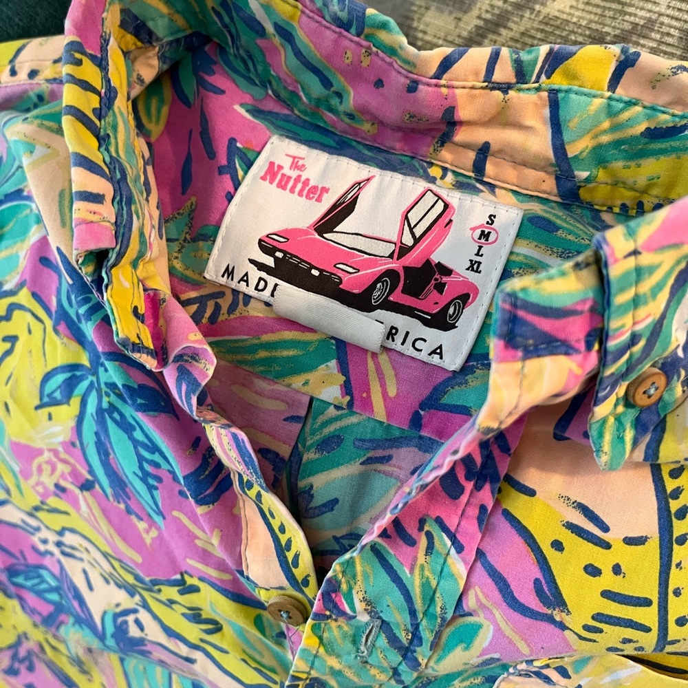 Chubbies ‘The Nutter’  - Hawaiian pullover shirt - Men’s size M